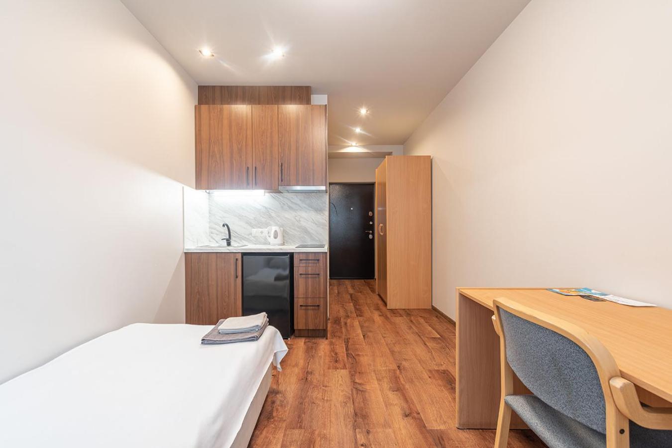 Rvr Smart Apart With Self Check In Riga Buitenkant foto